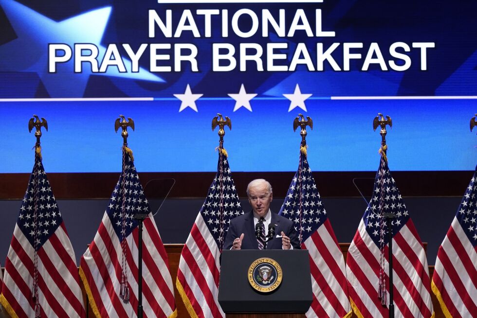 President Joe Biden taler på den nasjonale bønnefrokosten på Capitol Hill i Washington torsdag 3. februar.
 Foto: Patrick Semansky / NTB / AP