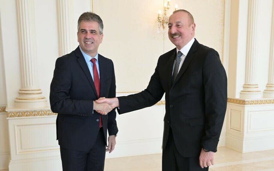 Israels utenriksminister Eli Cohen i møte med Azerbaijans president Ilham Aliyev i Baku 19. april 2023.
 Foto: Shlomi Amsalem/GPO