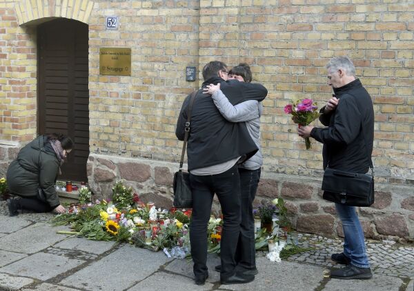 Synagoge-skytteren kom med antisemittiske tirader mens han filmet ugjerningen sin