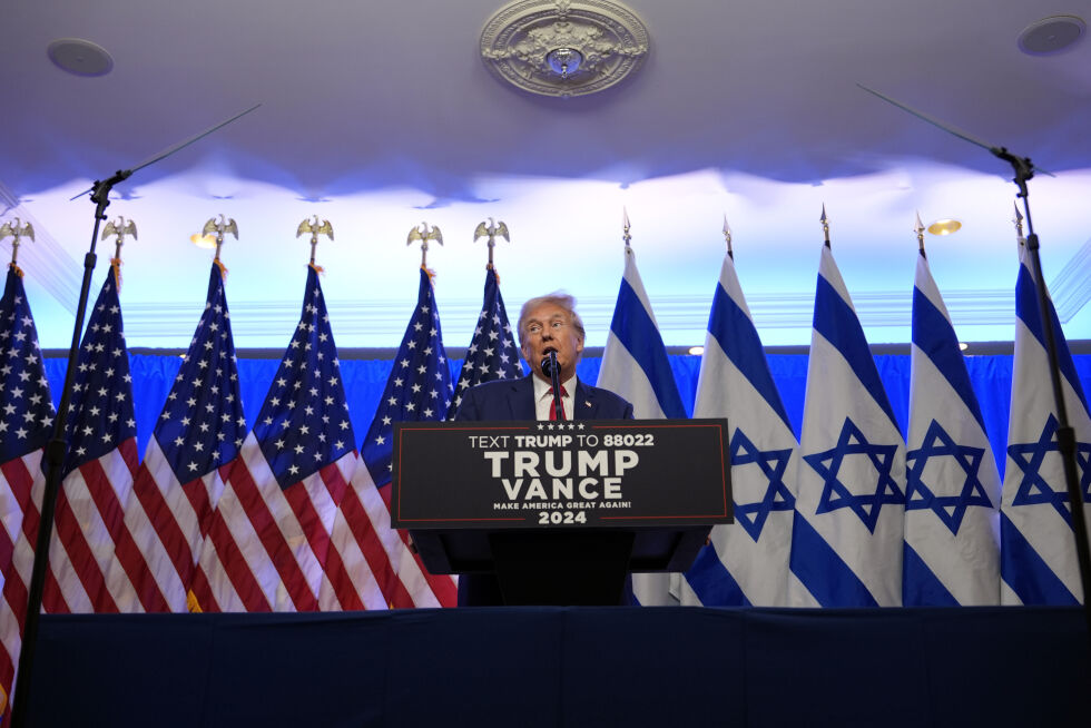 Donald Trump på et arrangement mot antisemittisme på Trump National Golf Club 15. august 2024.
 Foto: NTB/AP/Julia Nikhinson