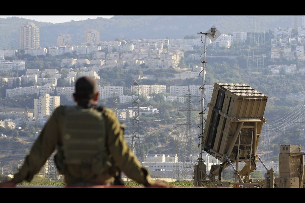 Det israelske forsvaret er bekymret for flere mulige terrorangrep fra Gaza-stripen. De utplasserer derfor flere Iron Dome-batterier i sør.
 Foto: Tsafrir Abayov/NTB Scanpix