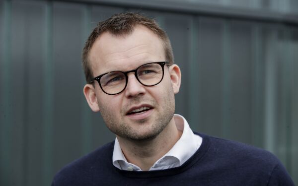 – Vi vet at jula er vanskelig for mange