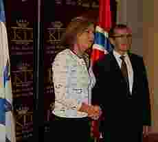 NORGES UTENRIKSMINISTER ORIENTERES OM FORHANDLINGENE