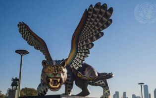 Nå er «endetidsstatuen» utenfor FN-bygning i New York fjernet