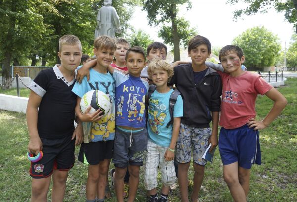 På eventyr med Gud langs elvebredden i Moldova