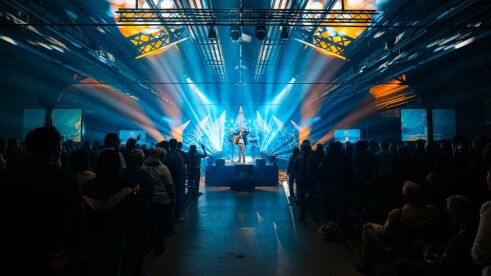4 000 på evangelisk møte i Paris