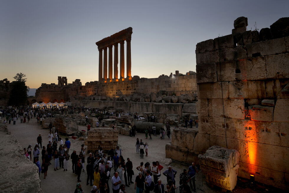 BAALBEK, LIBANON: IDF angrep lørdag Hizbollahs våpenlagre i Bekaadalen og Baalbek. Bildet er fra en festival i Baalbek i 2022.
 Foto: NTB / AP / Hassan Ammar