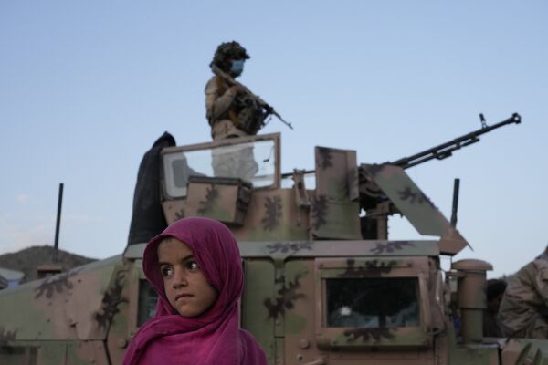 Taliban nekter jenter skolegang