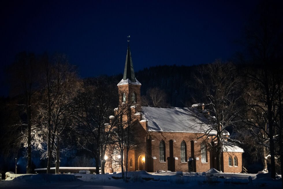 Bispedømmene må nedbemanne med totalt 30 årsverk på grunn av stram økonomi i Den norske kirke. Her fra Sørkedalen kirke i Oslo.
 Foto: Annika Byrde / NTB