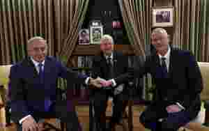 Netanyahu og Gantz har innledet forhandlinger