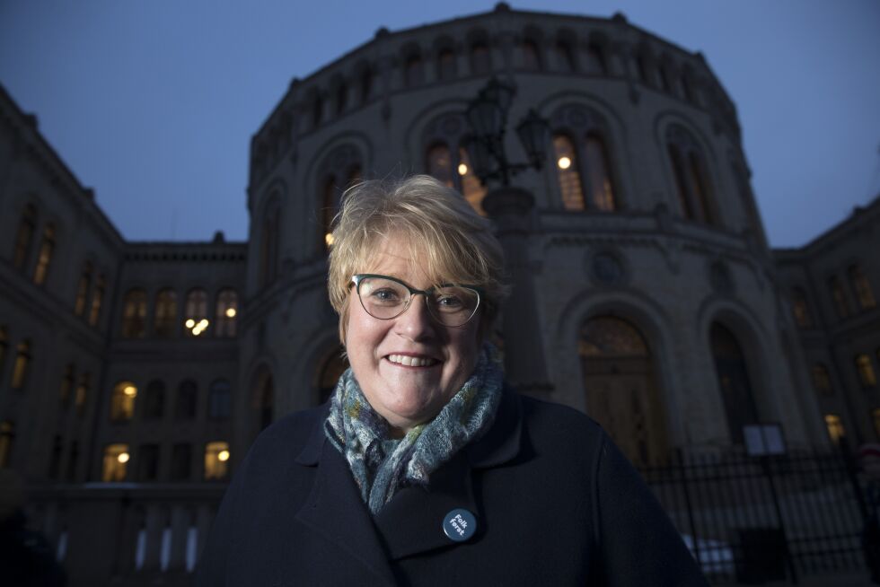 Leder av Venstre, Trine Skei Grande, er klar for regjeringsforhandlinger med Høyre og Frp. Hun advarer Frp mot å komme med så mange krav at forhandlingene blir vanskeligere enn nødvendig.
 Foto: NTB scanpix