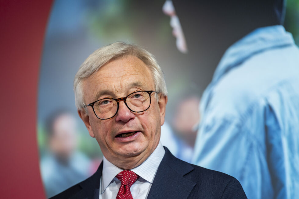 Riksrevisor Karl Eirik Schjøtt-Pedersen sier overskridelsen kan bidra til å svekke tilliten til offentlige anskaffelser.
 Foto: Fredrik Varfjell / NTB