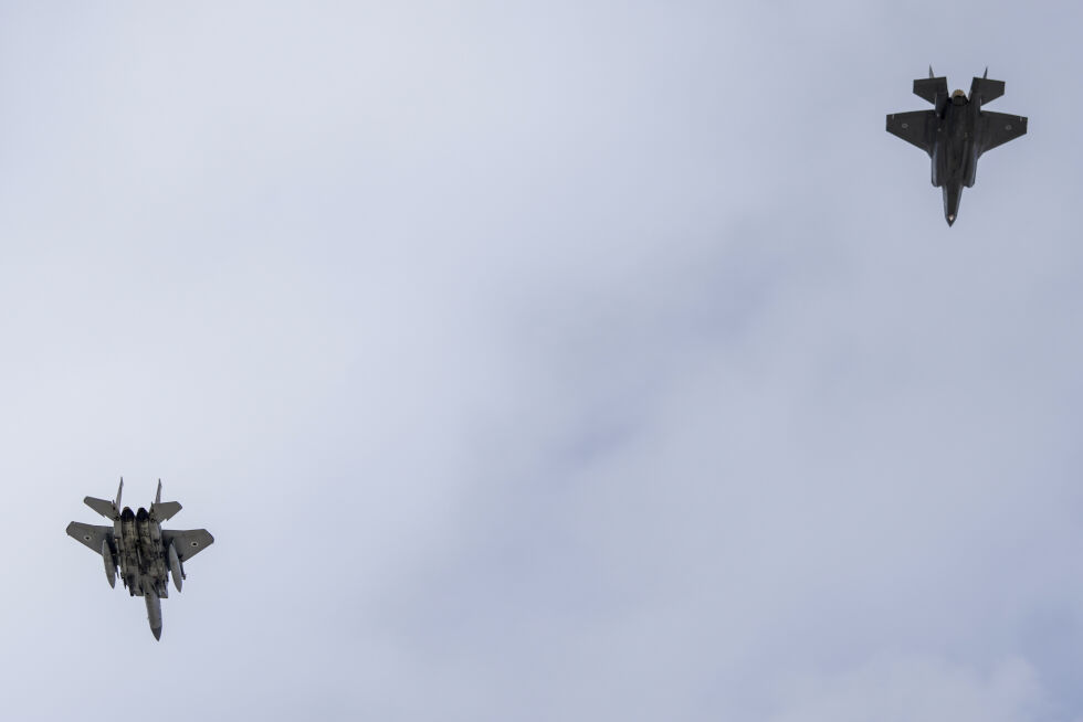 Israelske kampfly i luftrommet over Beirut i februar. Illustrasjonsfoto.
 Foto: NTB/AP/Bilal Hussein