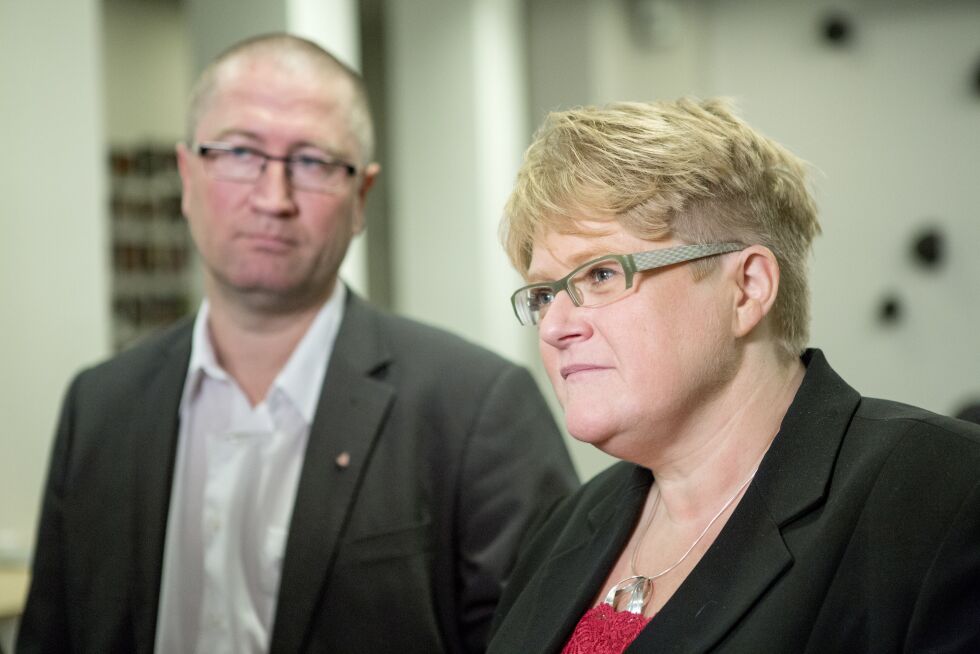 Venstre-leder Trine Skei Grande har kulturministerposten høyt på ønskelisten, og vil da få ansvaret for livssynspolitikken til regjeringen. KrFs livssynspolitiske talsmann Geir Bekkevold er kritisk til nøytralitetslinjen Venstre står for.
 Foto: NTB Scanpix