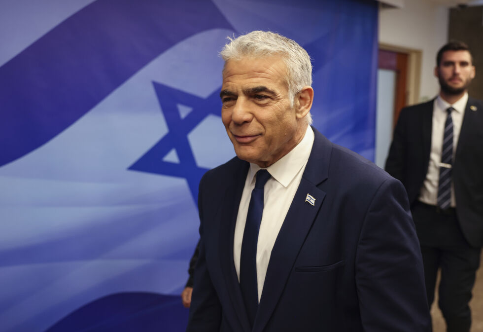 Opposisjonsleder Yair Lapid (Yesh Atid) går langt i å legge skylden for Hamas-massakren 7. oktober på regjeringen, som han hevder det er den verste i Israels historie.
 Foto: Menahem Kahana/Pool via AP/NTB.