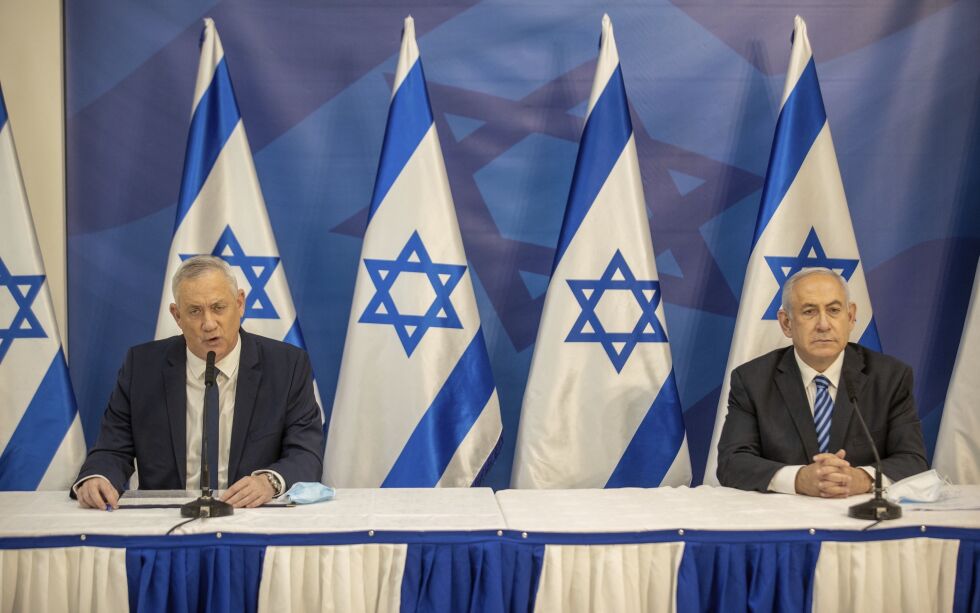 En ny meningsmåling i Israel viser at bare 9 prosent ønsker Benny Gantz (til venstre) som statsminister, mens 38 prosent mener at Benjamin Netanyahu er den rette mannen til å lede landet.
 Foto: Tal Shahar / NTB Scanpix