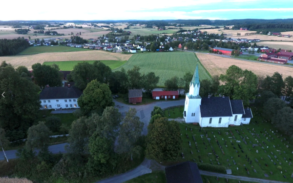 145 presteboliger og prestegårder får nye eiere