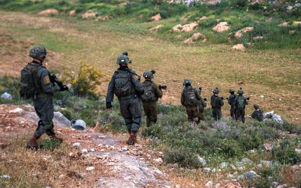 Styrker fra det israelske forsvaret arresterte tolv personer i Judea og Samaria som er mistenkt for terrorisme.
 Foto: IDF/TPS