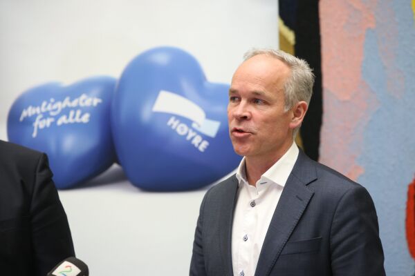 Regjeringen kutter antall fylkesmenn