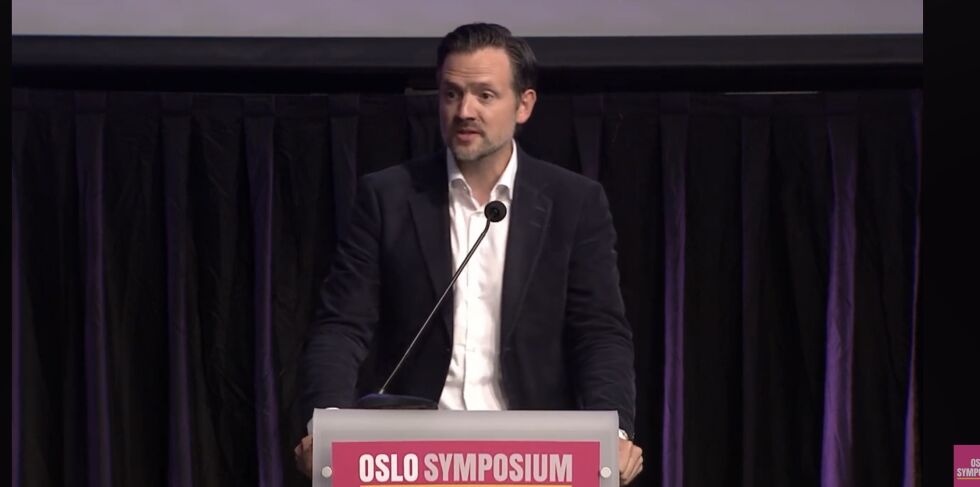 Dag Inge Ulstein tok til orde for en sterk fornyelse av åndskampen og pekte på nye lover som tar bort vår ytringsfrihet.
 Foto: Skjermdump Youtube