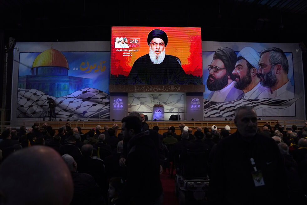Hizbollah-leder Sayyed Hassan Nasrallah under en TV-sendt tale i februar.
 Foto: NTB/AP/Bilal Hussein