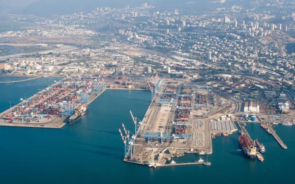 Store skip kan nå legge til kai i Haifa