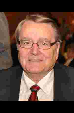 Edward John blir ny pastor i M40
