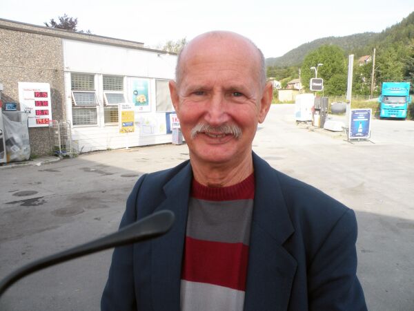 Elias Akselsen kommer til sommerstevne på Bildøy