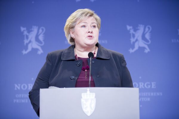 Solberg i rette med biskoper om asylretur