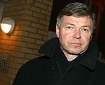 Statsminister Kjell Magne Bondevik hedrer Ludvig Karlsen