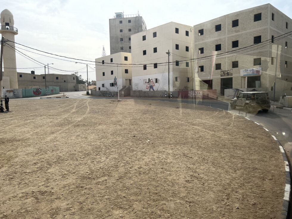 Kristne journalister fikk se en hel landsby som er bygget like ved Gaza-stripen for at israelske soldater kan trenes opp til å møte den virkelige verden.
 Foto: Trine Overå Hansen