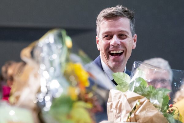 KrF går i regjeringsforhandlinger med de blå