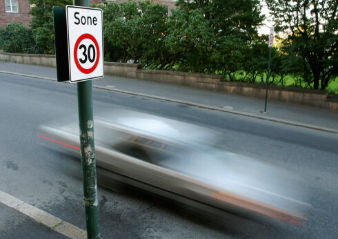 Senker fartsgrensen i byområder i Vestland