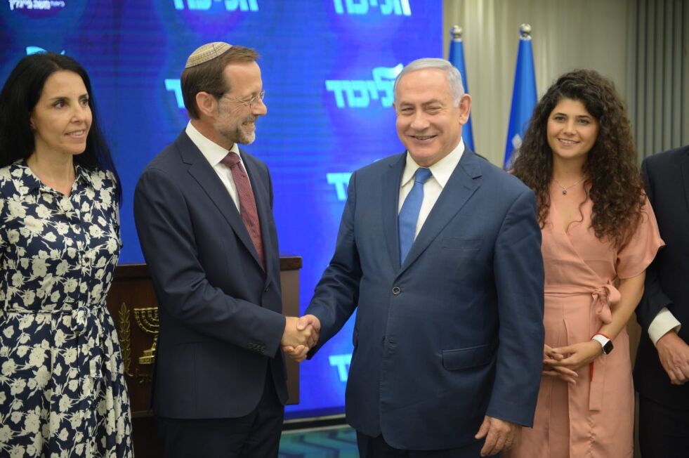 Lederen for partiet Zehut Moshe Feiglin og Israels statsminster Benjamin Netanyahu.
 Foto: Kobi Richter/TPS