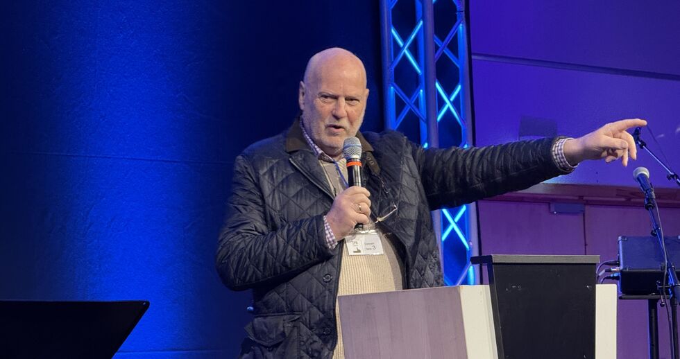 TV-gründer Jan Hanvold reagerer på norsk støtte til Iran.
 Foto: Trine Overå Hansen