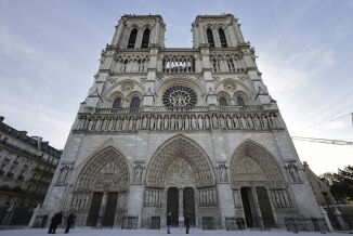 Notre-Dame har igjen slått opp dørene