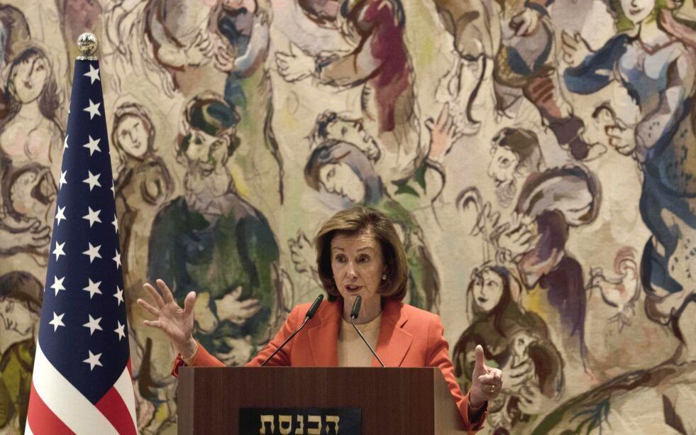 Nancy Pelosi brukte store ord da hun karakteriserte Israel under sin tale til Knesset.
 Foto: Maya Alleruzzo/NTB