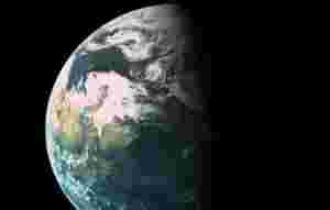 Den israelske satellitten Amos-17 sendt ut i verdensrommet