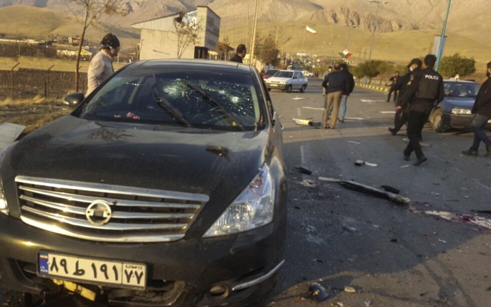Den iranske atomfysikeren Mohsen Fakhrizadeh ble drept i et attentat i Absarsd, rundt 70 kilometer øst for Teheran.
 Foto: NTB