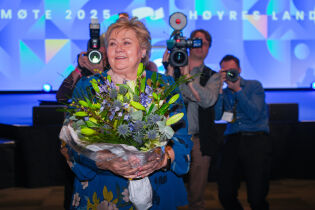 Erna Solberg advarer Frp: – Ikke rot med EØS-avtalen