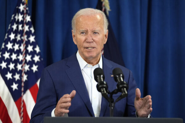 Biden fordømmer angrepet på Trump