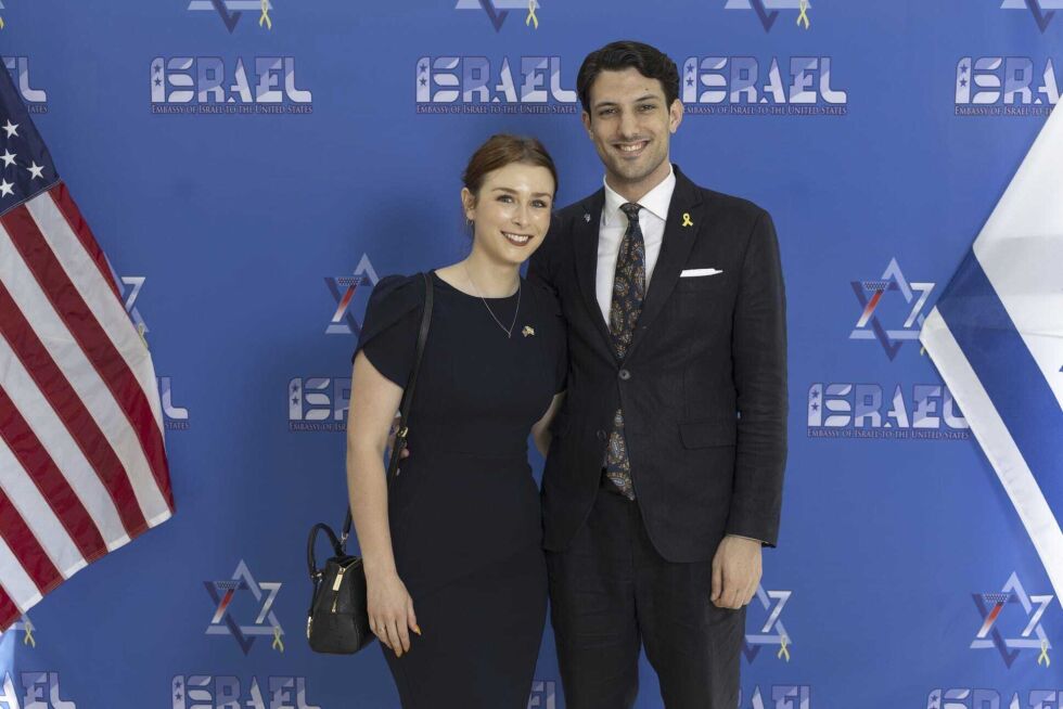 Disse ansatte ved den israelske ambassaden i Washington, den israelske statsborgeren Yaron Lischinsky (til høyre) og den amerikanske statsborgeren Sarah Milgrim ble skutt og drept mens de forlot et arrangement på et jødisk museum i Washington.
 Foto: NTB/AP