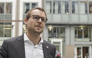 KrF-leder Ropstad møter pressen igjen i ettermiddag