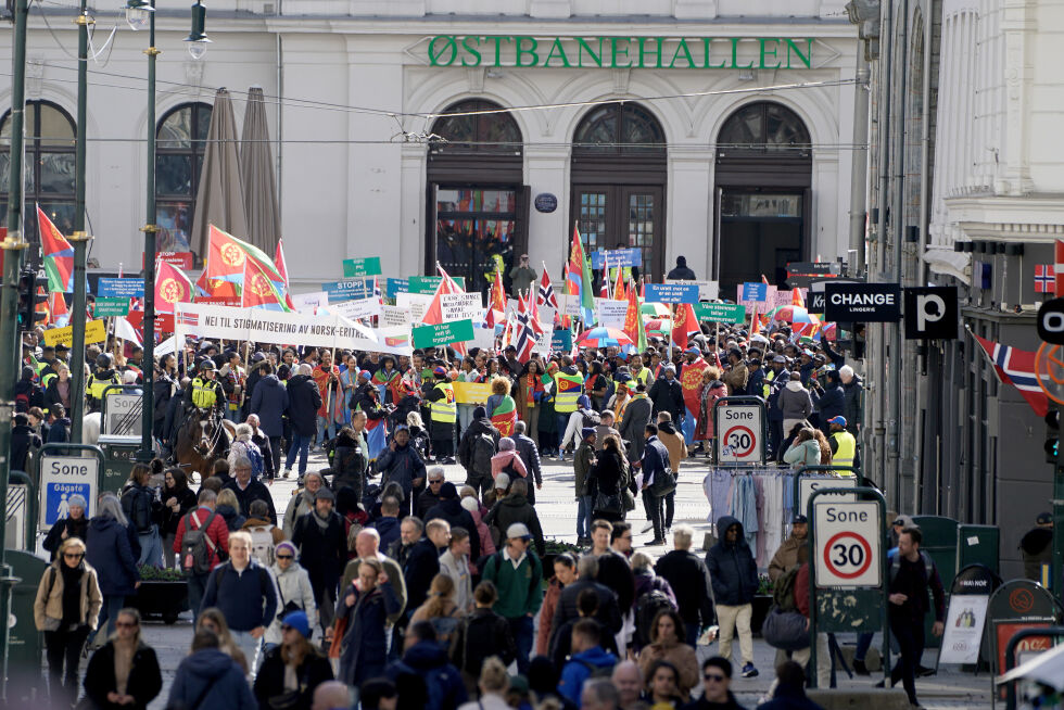 Politiet i Oslo forteller til NTB at de er forberedt på det som måtte komme i forbindelse med de eritreiske demonstrasjonene fredag.
 Foto: Terje Pedersen / NTB