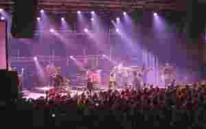 Tror på fremtiden for Hillsong i Norge