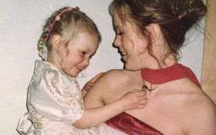 Tenkte på abort - i dag er hun bestemor