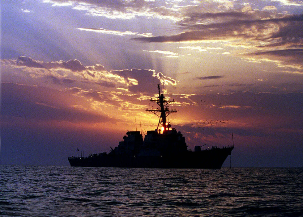 USS Carney er en amerikansk missil-ødelegger i Arleigh Burke-klassen. Torsdag skjøt den ned tre missiler og flere droner som ble skutt opp fra Yemen med retning Israel.
 Foto: FELIX GARZA/AP/NTB