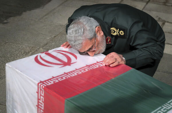 11 iranske militære ledere drept i Damaskus