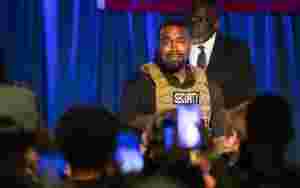 Tårevåt Kanye West snakket om abort på sitt første valgkampmøte