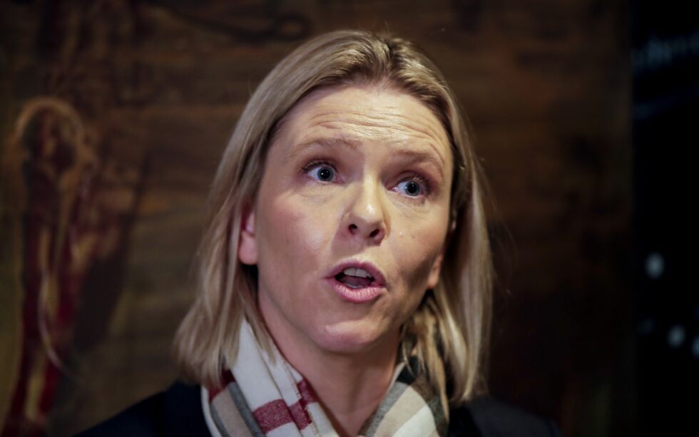 Fremskrittspartiets nestleder Sylvi Listhaug tviler på om medieminister Abid Raja hadde svart det samme om det var kritikk mot muslimer som han gjorde når det handlet om hatprat mot jøder.
 Foto: Vidar Ruud / NTB